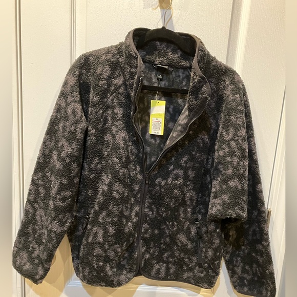 Jacket - Picture 2 of 4